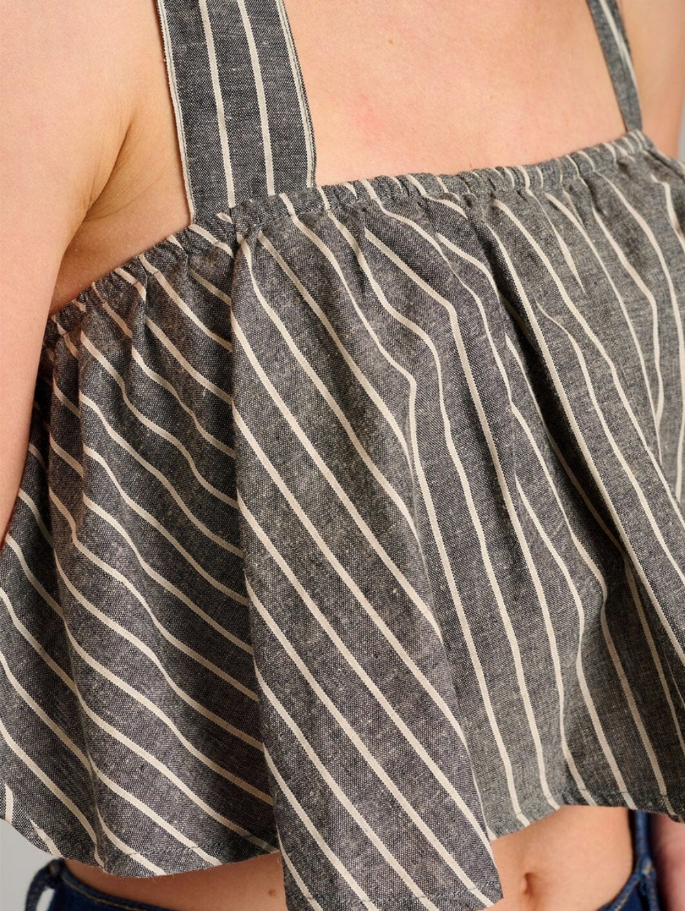 Striped Linen Blend Ruffle Crop Top - Picture 3 of 6